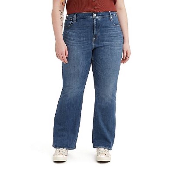 Levi's 726 High-Rise Flare Jeans